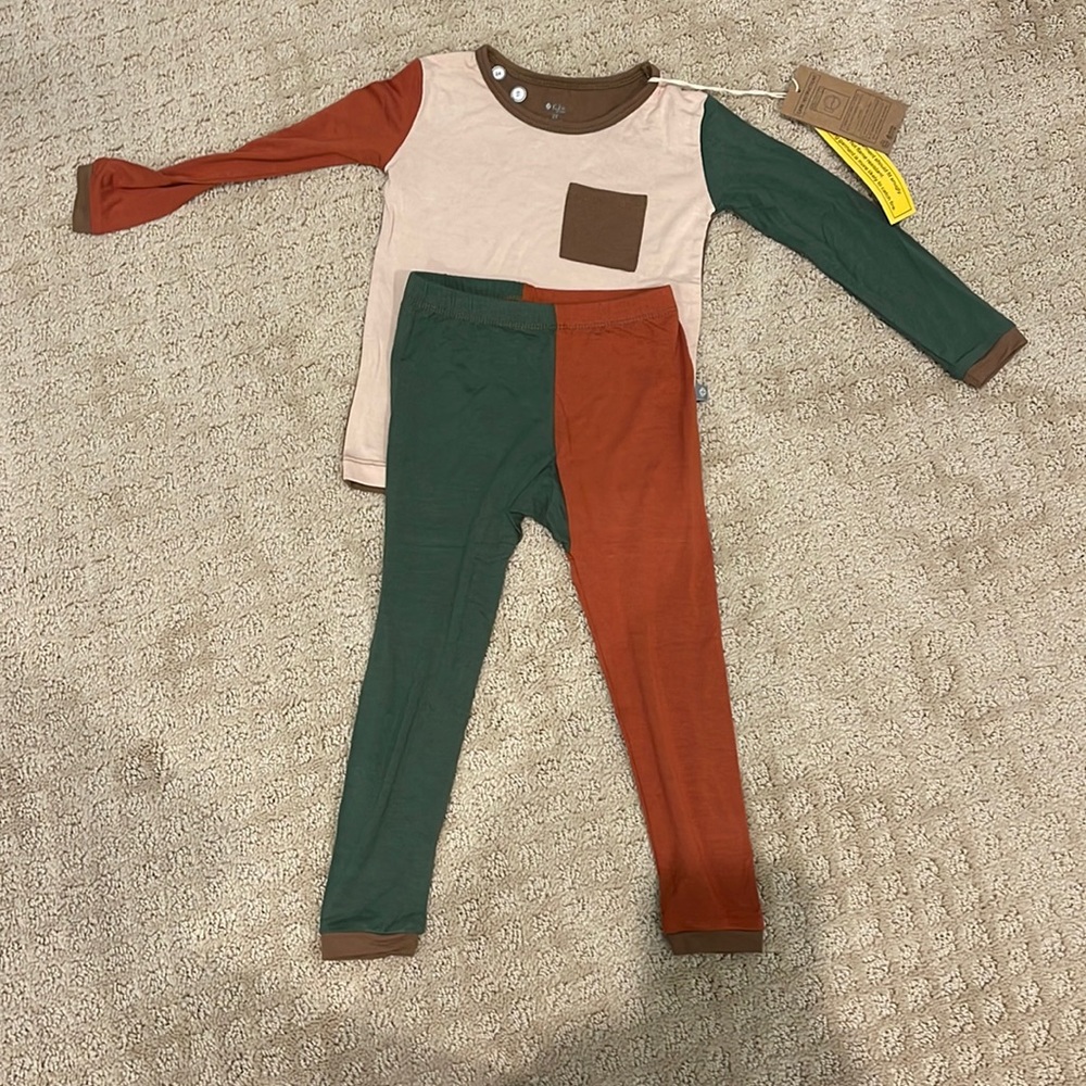 BNWT Kyte Baby Color Block Bamboo Pajamas 2T